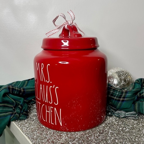 Rae Dunn Red Holiday Cookie Jar Mrs. Claus’s Kitchen Christmas Ceramic Jar New - Picture 7 of 10